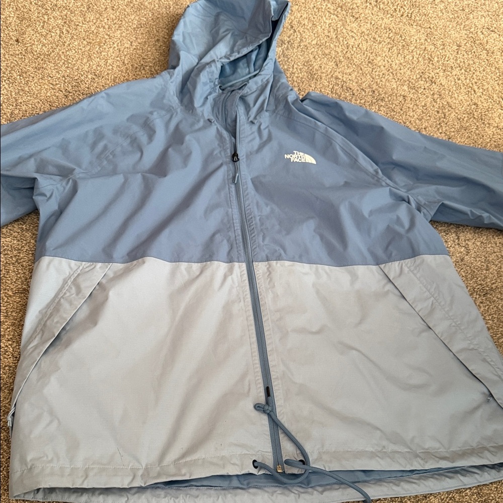 NWOT Men’s North Face Rain Jacket